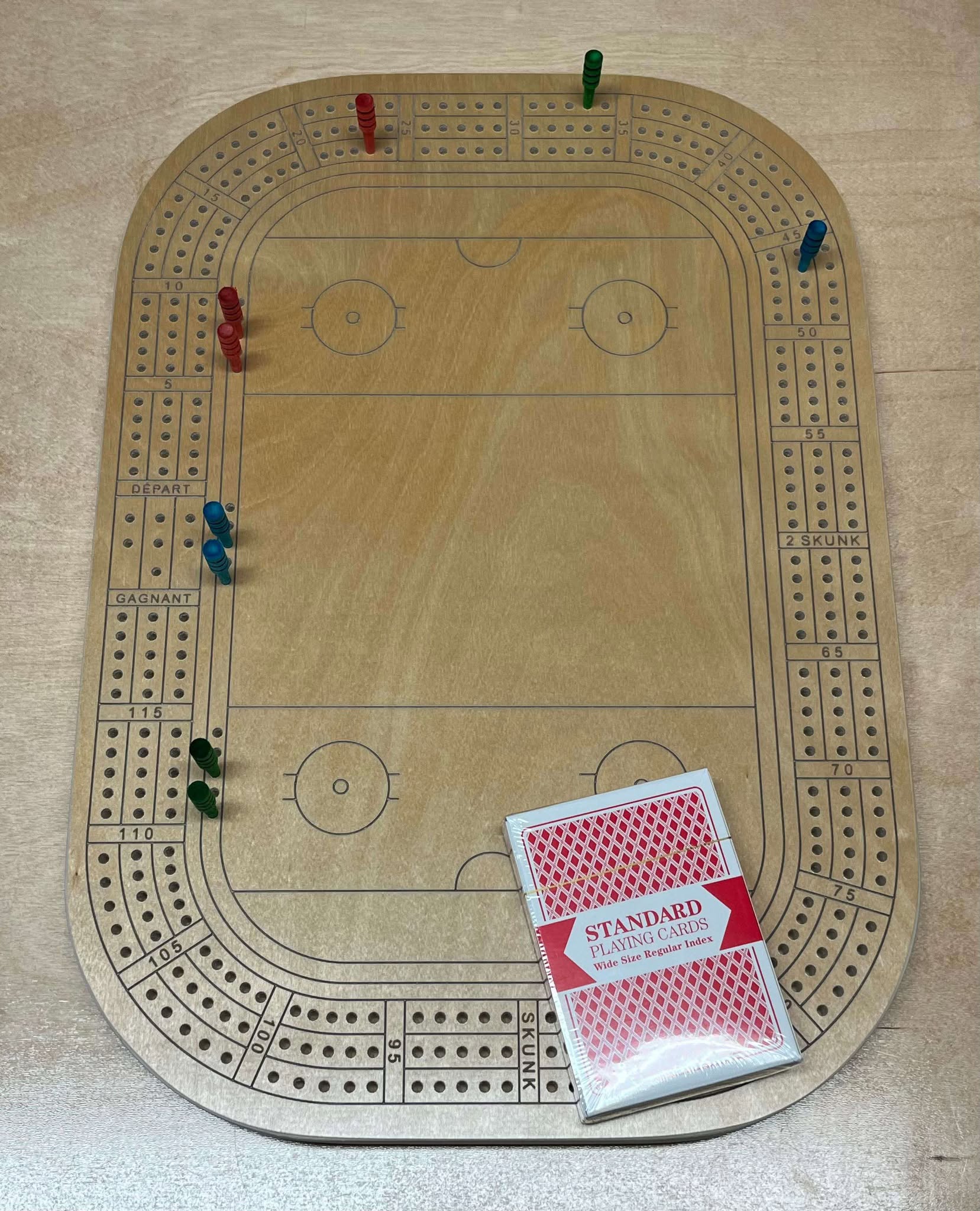 Jeu de crib en forme de patinoire